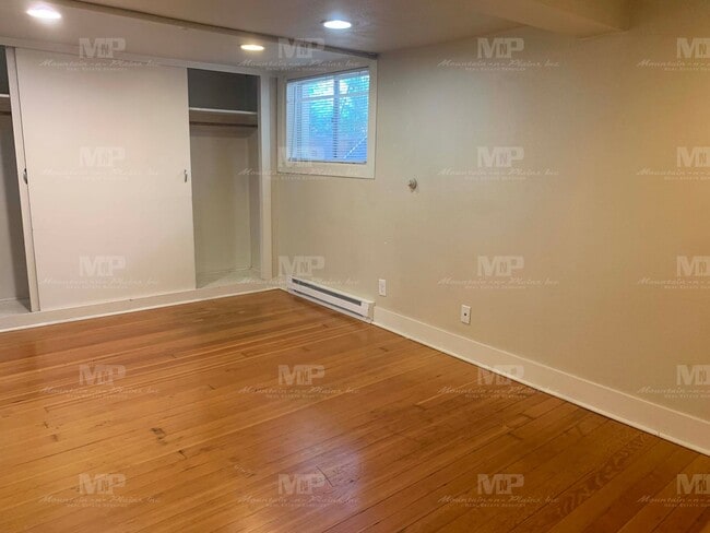 Photo - 645 1/2 S Loomis Ave