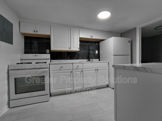 Photo - 6133 Marshall Ave