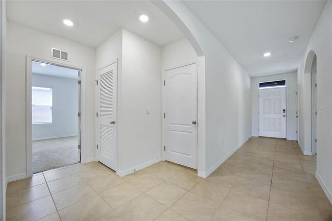 Photo - 652 Greymount St