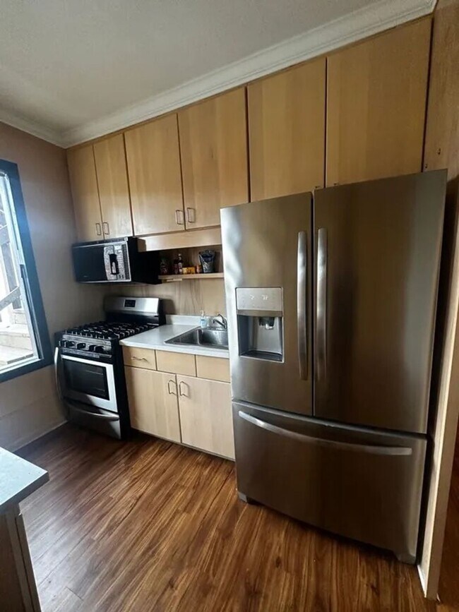 Photo - S Aiken Ave Unidad Floor 2