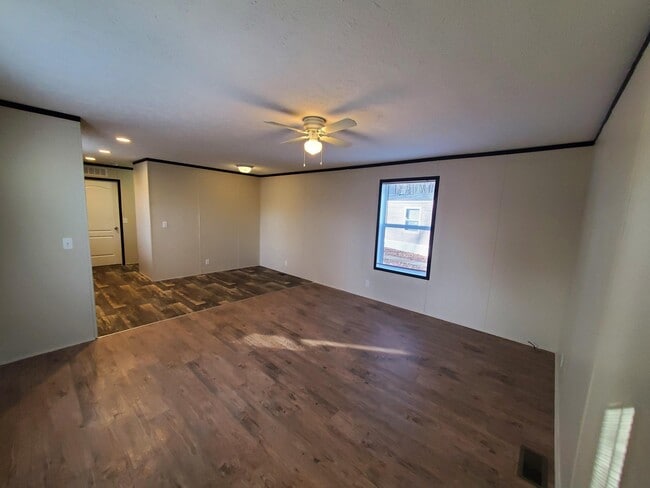 Photo - 11 Sparrow Hill Dr