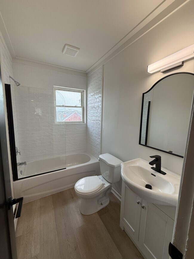 Photo - 187 Church St Unit 8