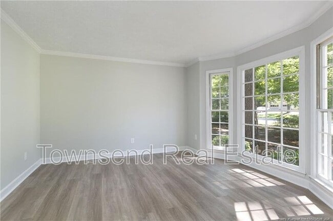 Photo - 1950 Merrimac Dr