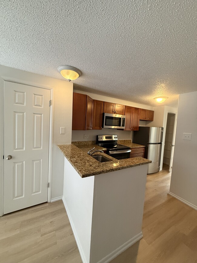 Photo - 165 S Clarkson St