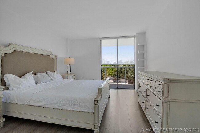 Photo - 3701 N Country Club Dr Unit 404