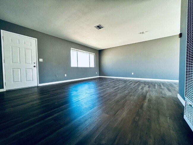 Building Photo - Two bedroom Home in South Joshua Tree