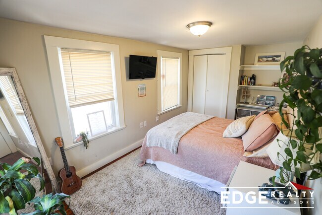 Photo - 73 Bigelow St Unit 2