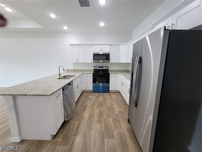 Photo - 684 Thomas Sherwin Ave S