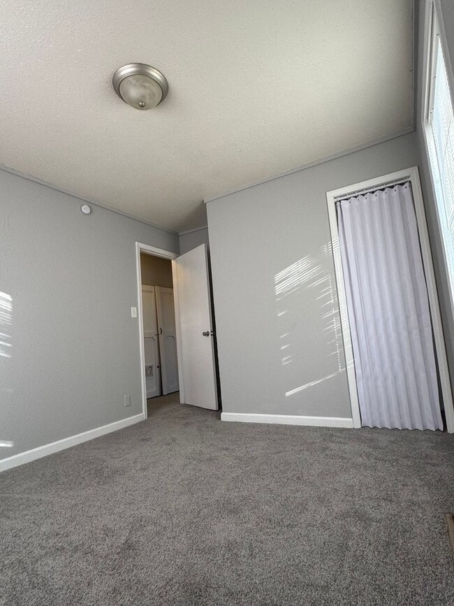 Photo - 2611 S 48th Terrace