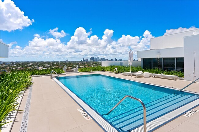 Photo - 435 Bayshore Dr Unidad 803