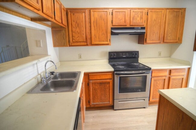 Photo - 10500 Lake June Rd