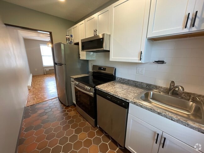 Building Photo - 6 Cypress Rd Unit 604 Rental