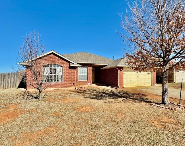 8221 Greer Way