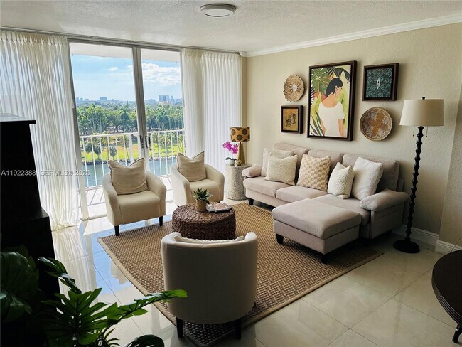 Photo - 1700 NW N River Dr Unidad 907