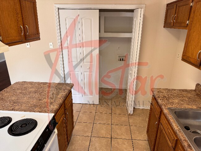 Photo - 6270 Shady Glen Cove