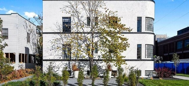 Photo - Luxury Living near the Heart of Downtown B...