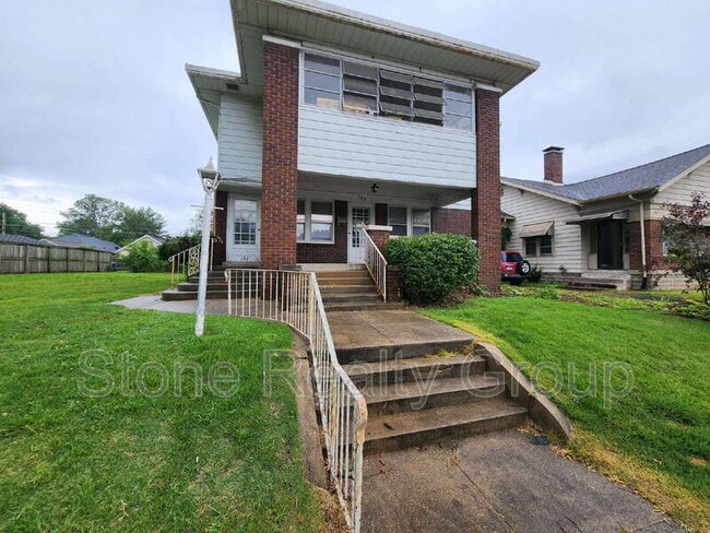 Building Photo - 125 Monterey Ave Rental