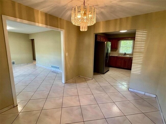 Photo - 3129 Nursery Rd SE