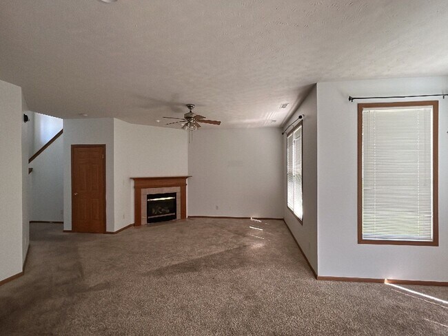 Photo - 2747-2751 Wyndham Ct Unit 2751 Wyndham Ct.