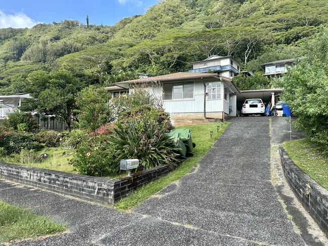 Building Photo - Keahi Street Rental