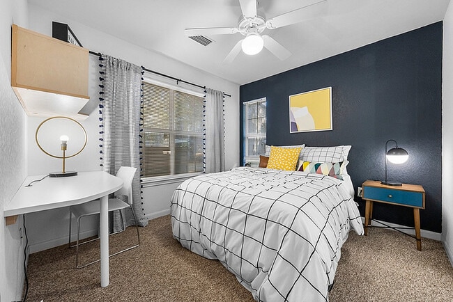Cabana-Beach-Gainesville-Apartments-Near-University-of-Florida-Private-Bedroom - Cabana Beach Gainesville