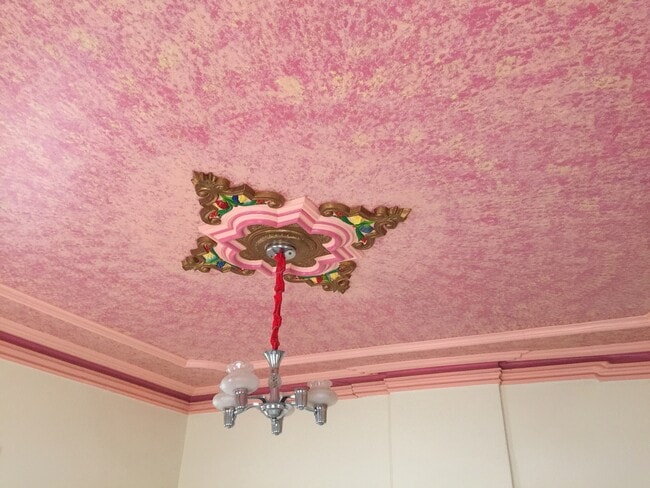 Photo - Victorian 3 bedrooms house 2 full baths