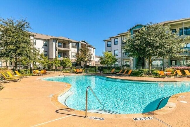 Photo - 13900 Chadwick Pkwy Unit b2