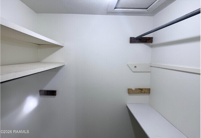 106 Molasses Row