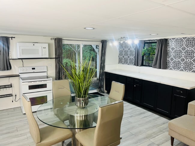 Photo - 3 Louwine Way