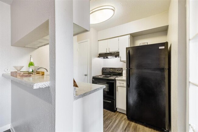Building Photo - 8701 Town Park Dr Unit 32-2259 Rental