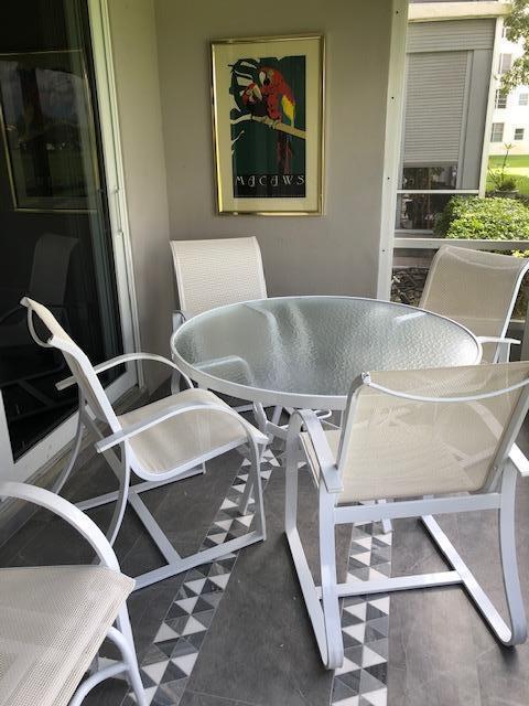 Photo - 3980 Oaks Clubhouse Dr Unit 101