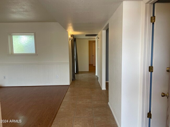 Photo - 8473 E Pierce St