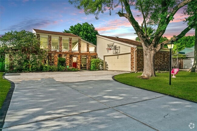 Building Photo - 13818 Menasco Ct Rental