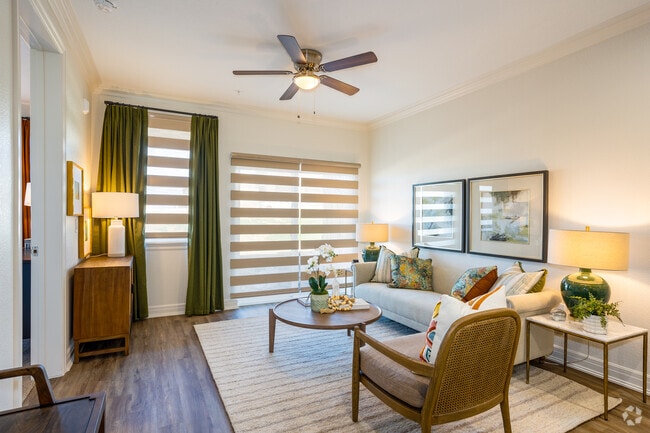 2BR, 2BA - 1,178SF - Living Room