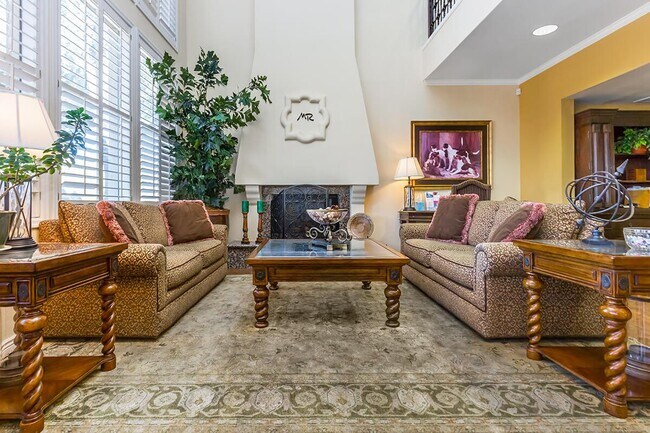 Mesa Royale Apartments