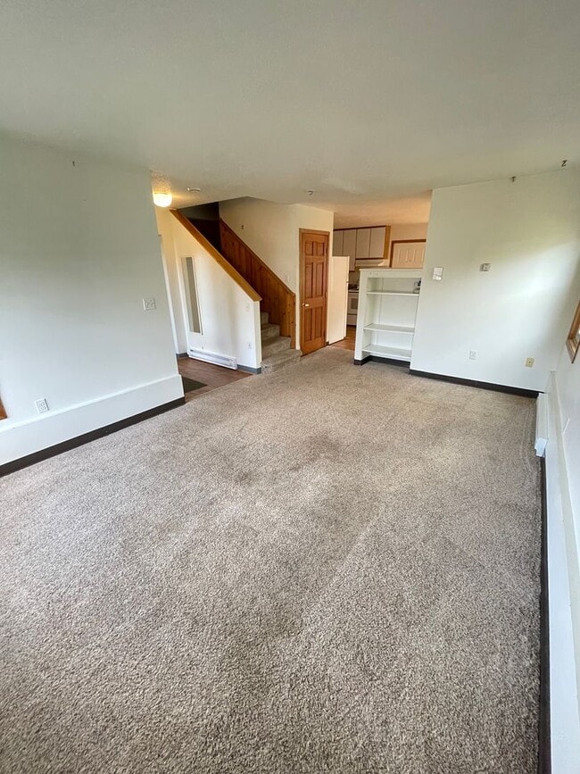 Photo - 317-319 N 3rd Ave W Unidad 319 N 3rd Ave W