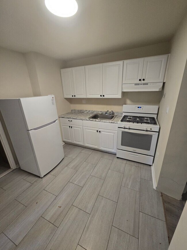 Photo - 1742 Easton Rd Unit B