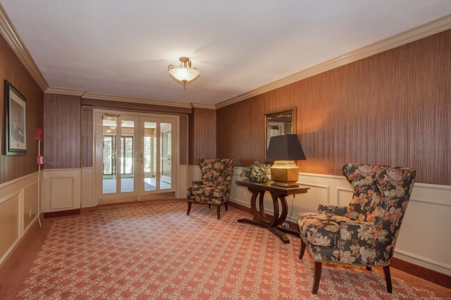 Photo - 30 Outlook Ave Unit APT 208