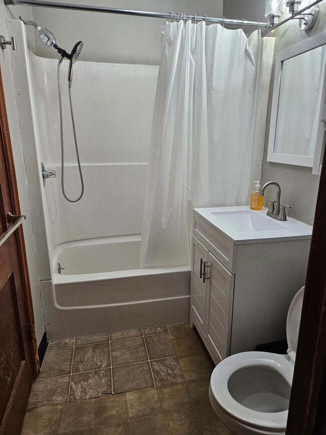 Photo - 5050 Pulliam St Unit 5050