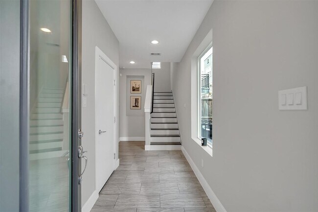 Photo - Stunning Like New Townhome Close to Med Ce...