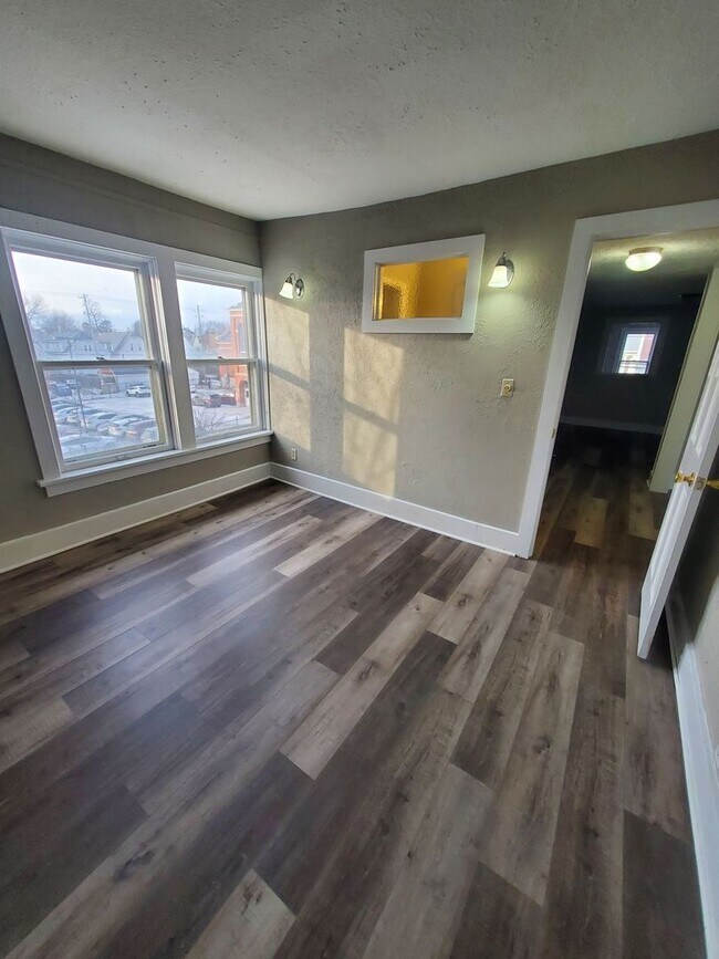 Photo - 800 E Chambers St Unit 3