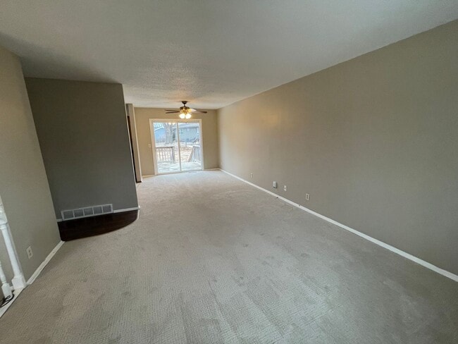 Photo - 16110 Hickory St