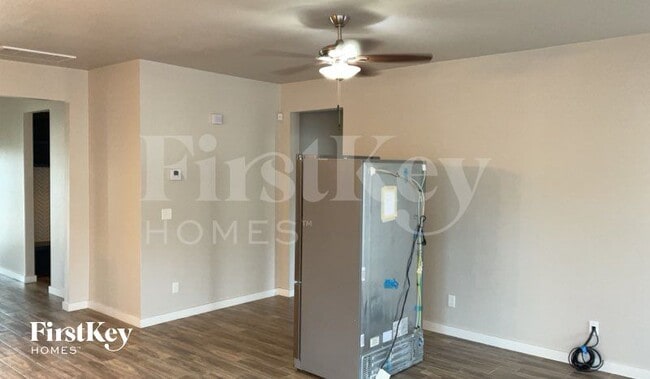 Photo - 609 NW 179th Cir