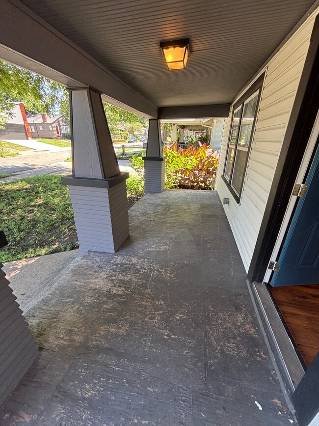 Photo - 1134 S Xanthus Ave
