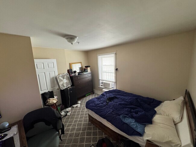 Photo - 260 Gold St Unidad 3