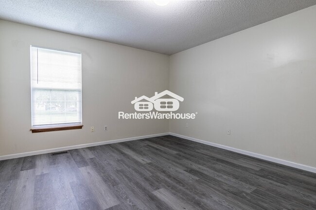 Building Photo - 1500 Galway Ct