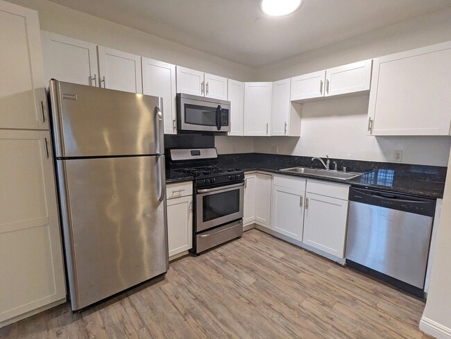 Building Photo - 3827 Girard Ave