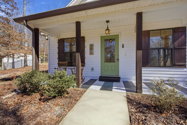 Photo - 7621 Maple Pl