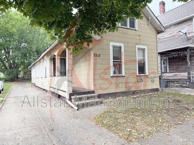 Building Photo - 3312 W 30th St Rental