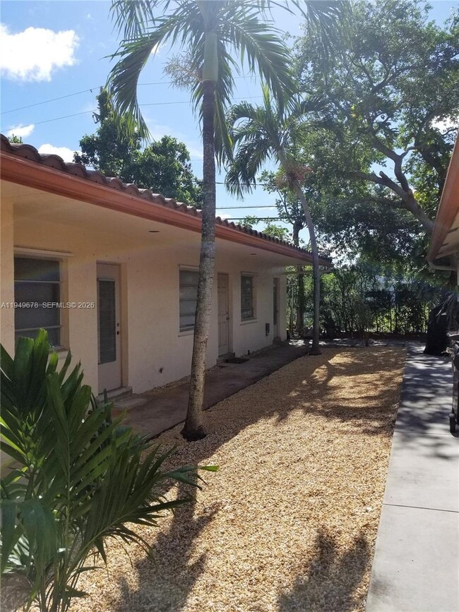 Photo - 2308 Monroe St Unidad 3